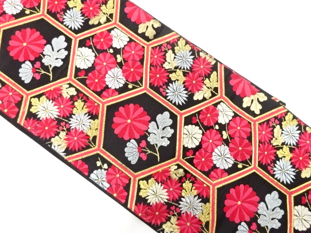 アンティーク　亀甲に菊模様織出し袋帯（着用可）